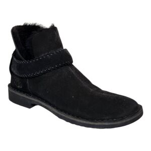 UGG McKay Black Shearling Lined Boots Size US 7